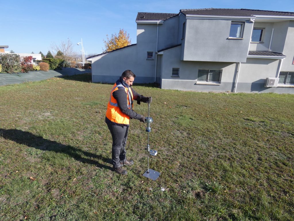 Automated DCP eKodiak® multi mass dynamic cone penetrometer site investigation Automated DCP eKodiak® multi mass dynamic cone penetrometer site investigation