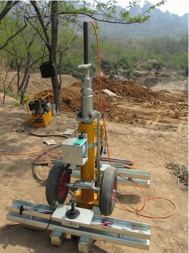 Light weight CPT Cone Penetration Test push system HYSON 100 kN-LW A.P. van den Berg Light weight CPT Cone Penetration Test push system HYSON 100 kN-LW A.P. van den Berg