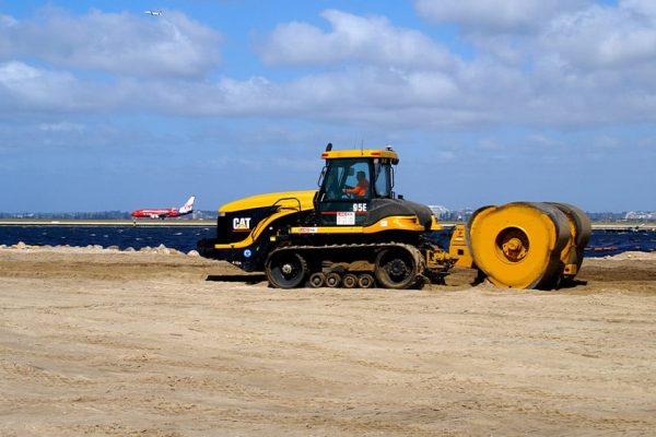 Port Botany Land reclamation 3-sided High Energy Impact Compaction (HEIC) High Energy Impact Compaction (HEIC) Port Botany Land reclamation 3-sided
