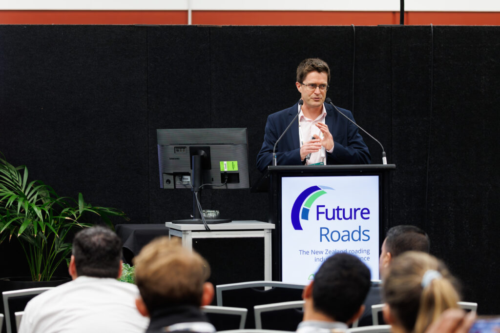 Future Roads Conference & Expo 2025 Future Roads Conference & Expo 2025 - Insitutek