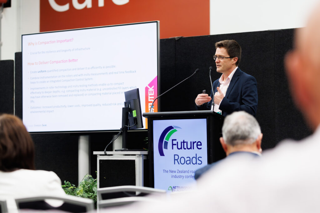 Future Roads Conference & Expo 2025 Future Roads Conference & Expo 2025 - Insitutek